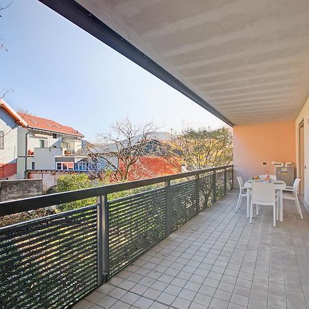 Magnolia - Happy Rentals Лавено-Момбелло Екстер'єр фото